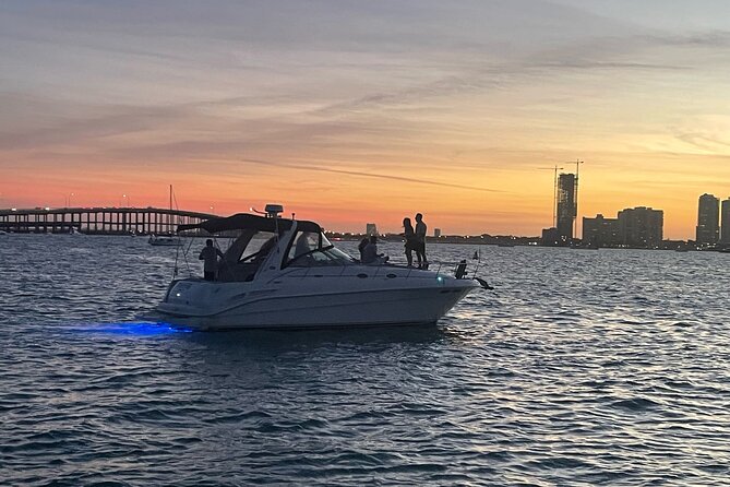 2 Hour Serenity and Scenic Yacht Tour With Champagne - Meeting and Pickup
