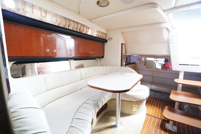 2 Hour Serenity and Scenic Yacht Tour With Champagne - Reviews and Ratings