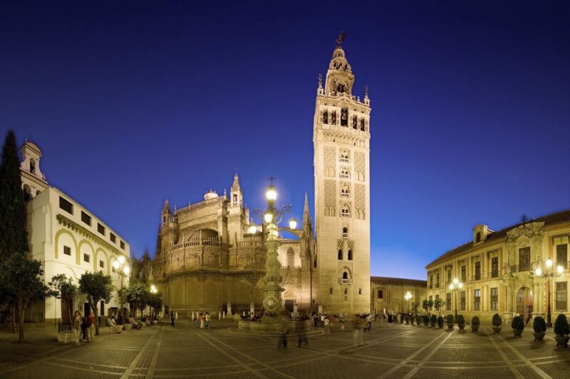 2-Hour Seville Panoramic Walking Tour - Plaza Nueva and City Hall