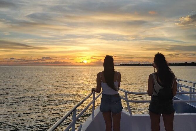 2-Hour Sunset Cruise Tour in St. Petersburg - Tour Details and Specifications