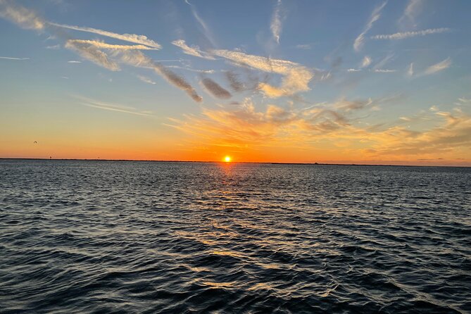 2-Hour Sunset Cruise Tour in St. Petersburg - Highlights of the Itinerary