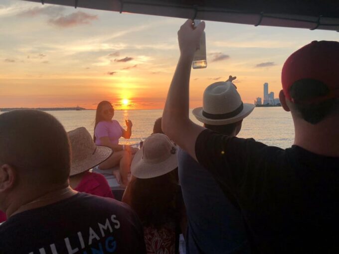 2-Hour Tour in Cartagena Sunset View in Party Boat - Panoramic Views of Cartagenas Bay
