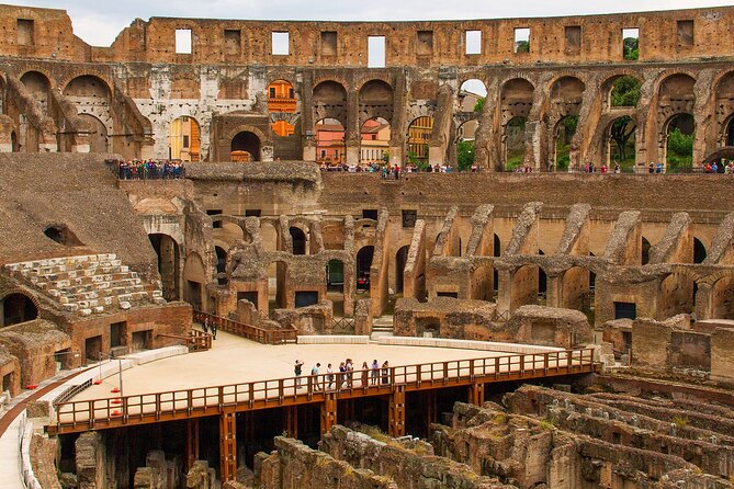 2-Hour Tour of the Colosseum and Roman Forum - Meeting Point