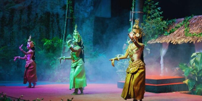 2 Hour Traditional Dinner Show With Free Transfer - Frequently Asked Questions