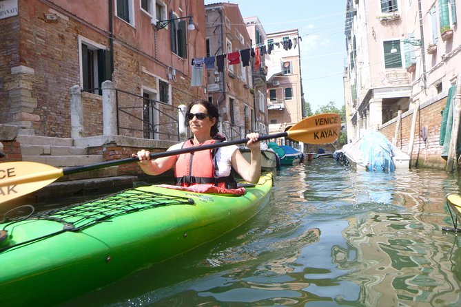 2 Hour Venice Canal Kayak Tour - Premium Experience by Day - Photo Service Included