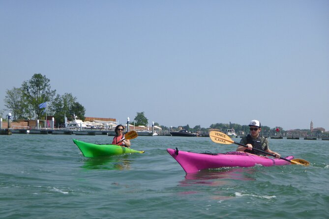 2 Hour Venice Canal Kayak Tour - Premium Experience by Day - Accessibility and Restrictions