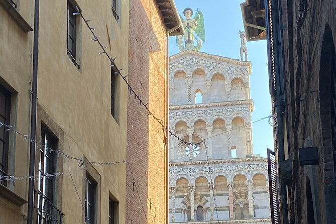 2 Hour Walking Tour at Lucca - Tips for the Tour