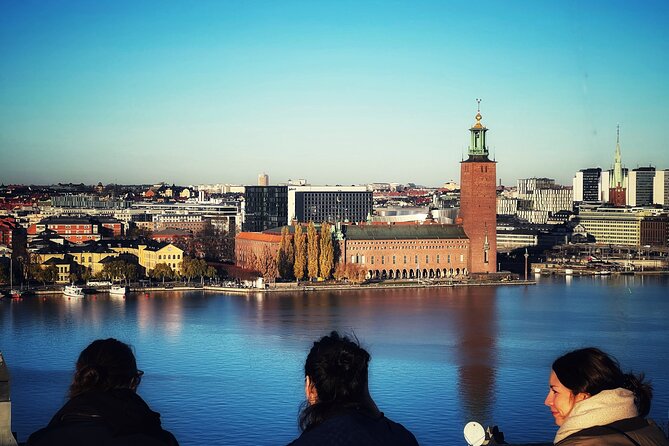 2-Hour Walking Tour Stockholm (Old Town and Surroundings) - Tour Highlights