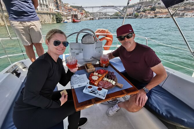 2-Hour Wine and Cheese Tasting on a Sailboat on the Douro River - Inclusions and Accessibility