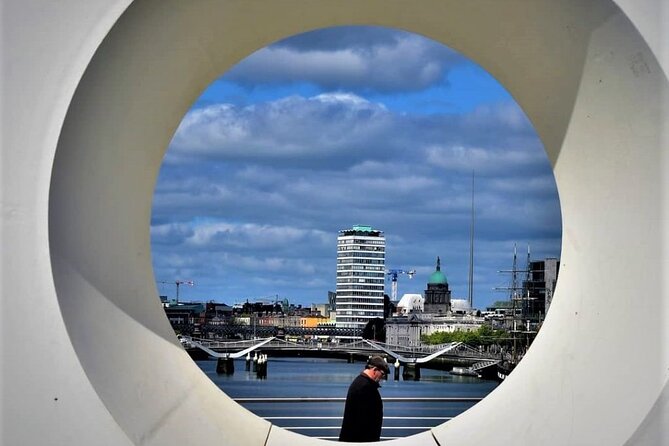 2-Hours and 30 Minutes Historical Walking Tour in Dublin - Cultural Insights
