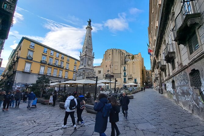 2 Hours and a Half Guided Tour in the Historic Center of Naples - Exploring the Historic Center