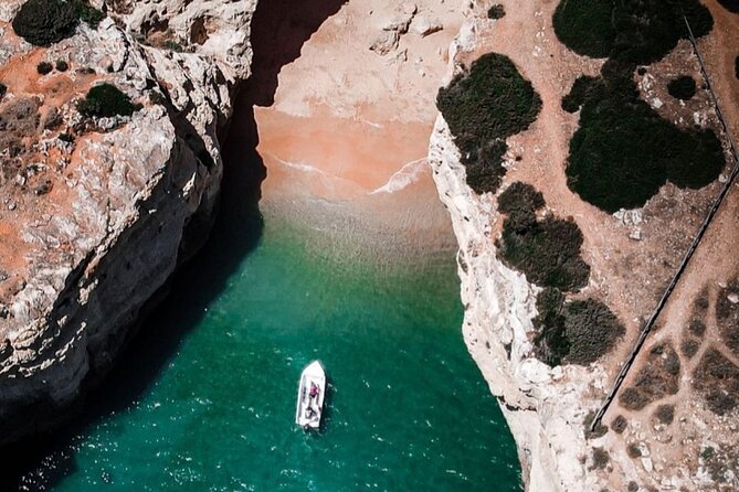 2 Hours Boat Private Tour to Benagil Caves - Cancellation Policy and Reviews