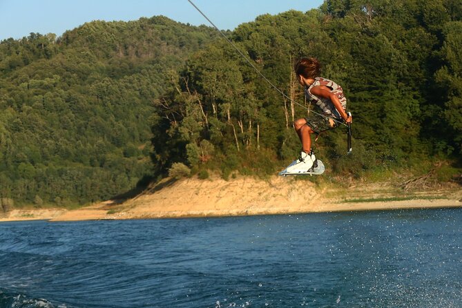 2-Hours Boat Wakeboarding, Wake Surfing, Tubing and Waterskiing - Gear and Equipment