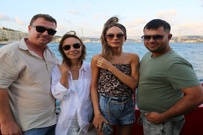 2 Hours Bosphorus Cruise Boat Tour in Istanbul - Pricing and Availability