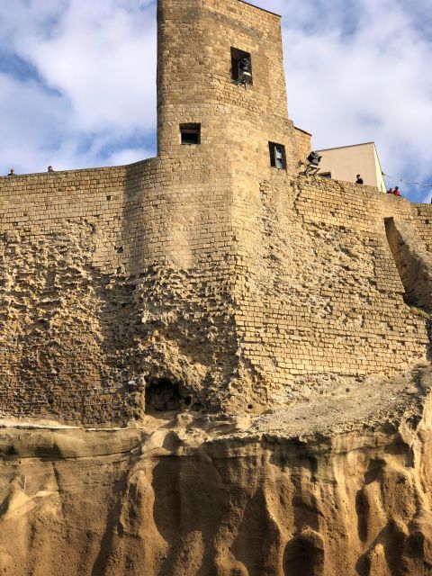 2 Hours Castel Dellovo Tour by Boat With Aperitif - Important Considerations