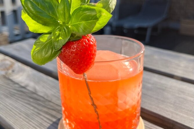 2 Hours Cocktail Workshop in Amsterdam - Fun and Informative Sessions
