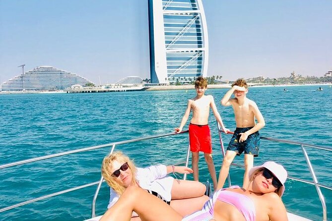 2 Hours Dubai Marina 50ft Private Luxury Yacht Sightseeing Tour - Customer Review Highlights