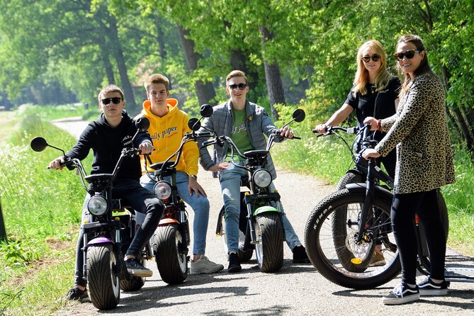 2 Hours E Chopper Rental in Beuningen - Self-guided Tour and Exploration