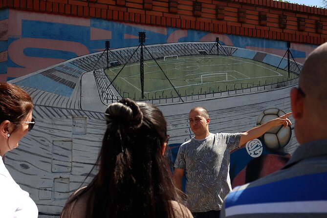 2 Hours Football and Street Art Walking Tour in Buenos Aires - Key Points