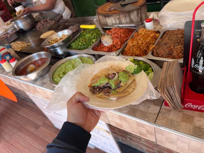 2 Hours Gastronomic Mexican Private Tour - Market Exploration