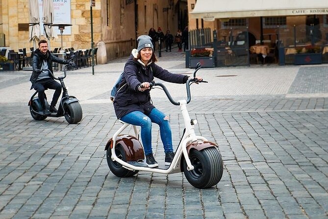 2 Hours Guided Hamburg E-Scooter Tour - Meeting and Pickup Details