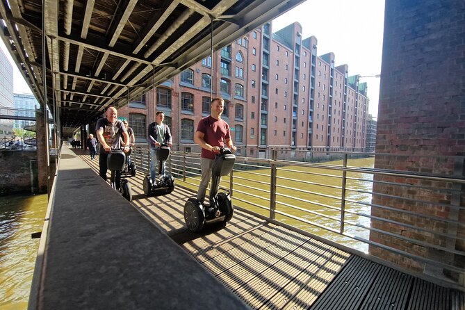 2 Hours Guided Hamburg Segway Night Tour - Tour Duration and Inclusions