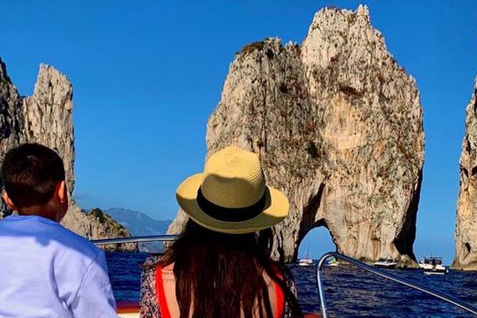 2 Hours Guided Sunset Tour of the Island of Capri With Aperitif - Accessibility and Participation