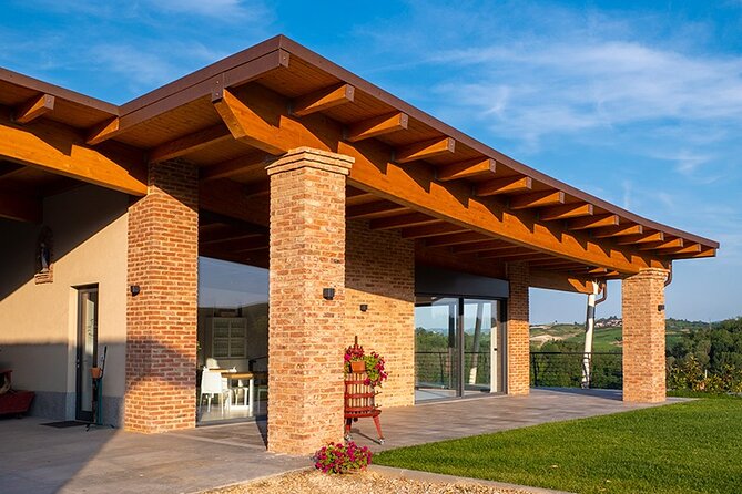 2 Hours Guided Tour and Wine Tasting in the Heart of Roero - Accessibility