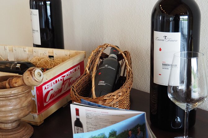 2 Hours Guided Tour and Wine Tasting in the Heart of Roero - Vineyard and Cellar