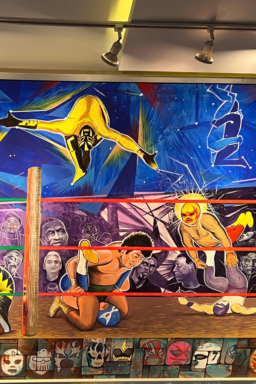 2 Hours Lucha Libre Mexican Wrestling With Transport - Key Points