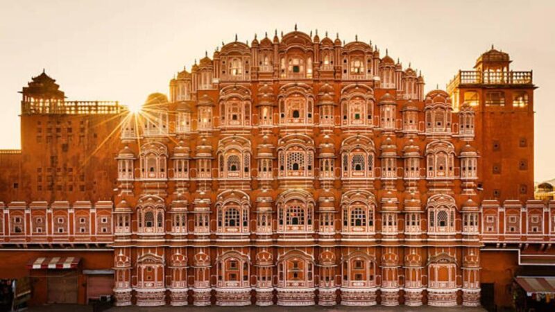2 Hours Morning Heritage & Spiritual Walking Tour of Jaipur - Experience Highlights