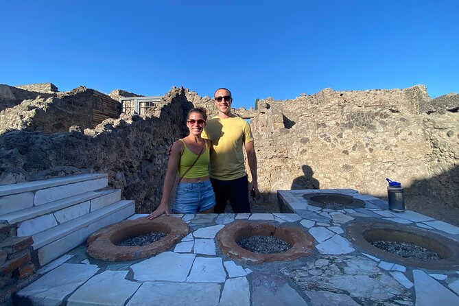 2 Hours Pompeii Group Tour With Archaeologist Guide and Skip the Line - Duration and Group Size