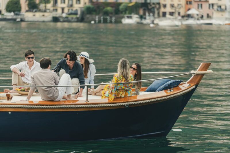 2 Hours Private Boat Tour on Como Lake Bellagio (Wood Boat) - Important Information