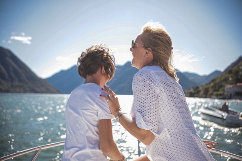 2 Hours Private Boat Tour on Lake of Como - Itinerary Details