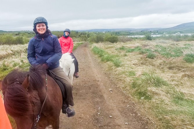 2 Hours Private Horse Riding to Lake Hafravatn, Reykjavík - Mos - Exploring Icelandic Scenery