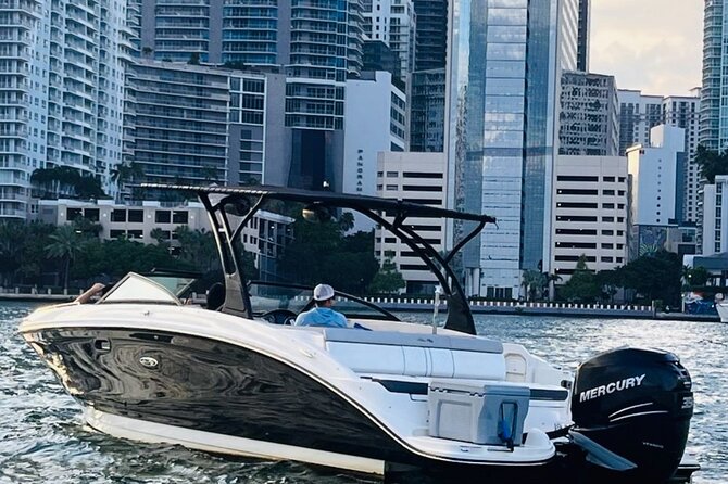 2-Hours Private Miami Boat Tour With Champagne - Meeting and Pickup
