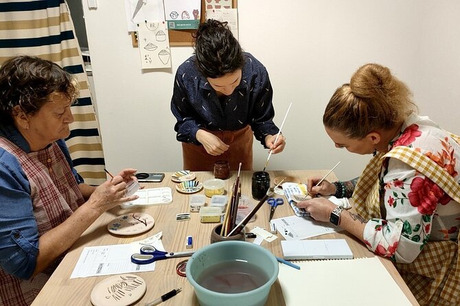 2 Hours Private Painting of Ceramics in Osaka - About the Experience