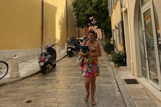 2 Hours - Private Tour of Saint Tropez With a Local Guide! - Authentic Guest Experiences