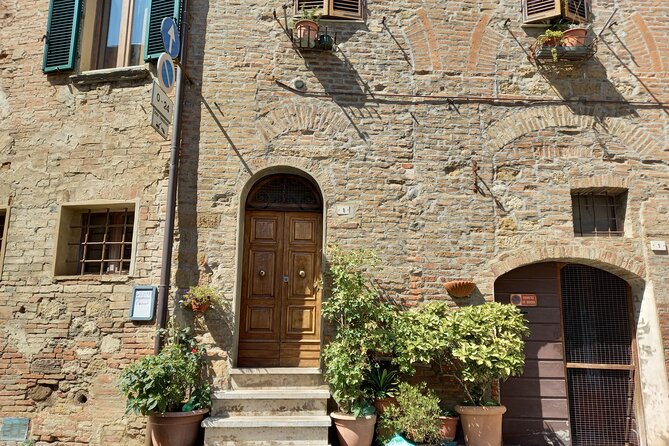 2 Hours - Private Walking Tour in Montepulciano - Exploring Montepulciano