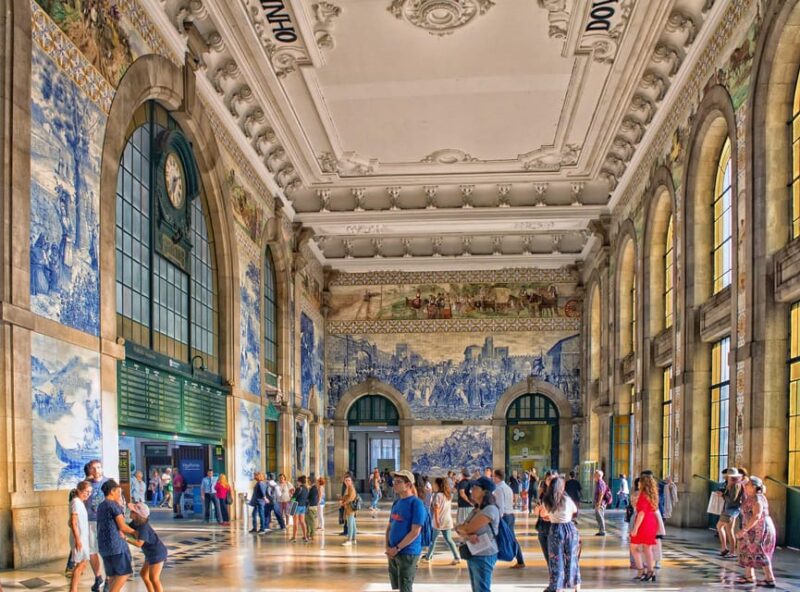 2 Hours Private Walking Tour of Porto Historic Center - Booking Information