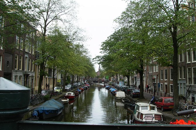2 Hours Private Walking Tour of the Highlights of Amsterdam - Logistics and Meeting Point