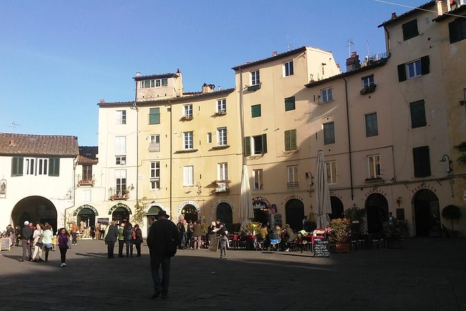 2-Hours Relax Walking Tour Through Lucca - Positive Guest Reviews