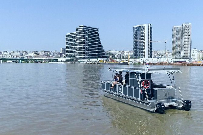 2 Hours / Sightseeing Boat Cruise Drinks Included - Good To Know