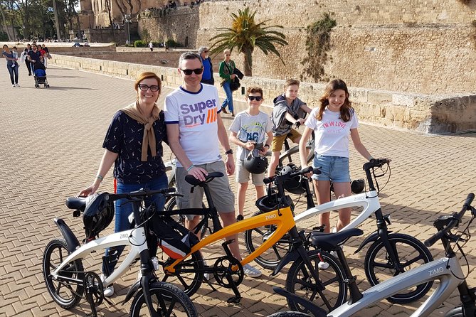 2 Hours Sightseeing E-Bike Tour in Palma De Mallorca - Visitors Experiences and Feedback