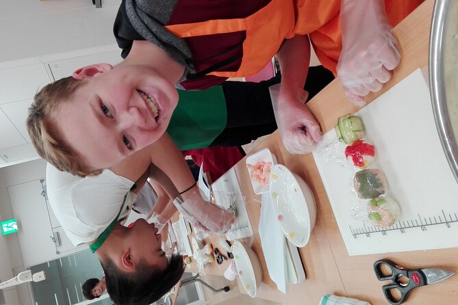 2 Hours Sushi Class - Traveler Reviews and Ratings