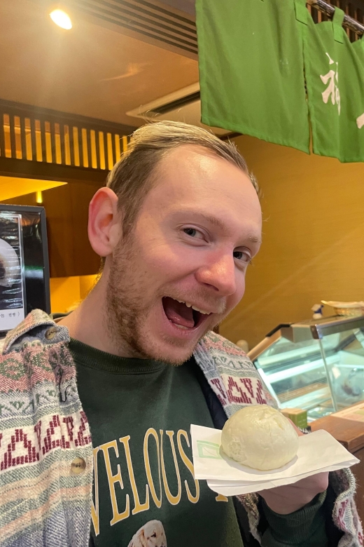 2 Hours Sweets and Palm Reading Tour in Asakusa - Tour Highlights