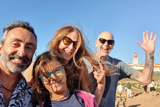 2 Hours Tuk Tuk Tour - 7 Hills Adventure in Lisboa - Tour Highlights