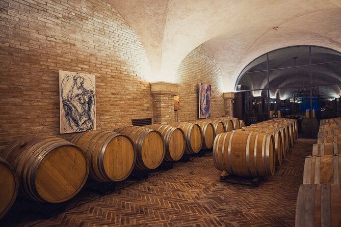 2 Hours Visit and Wine Tasting With Tastings in Val DORCIA - Booking and Additional Information