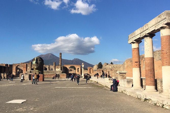 2 Hours Walking Tour in Pompeii With an Archaeologist - Tour Details