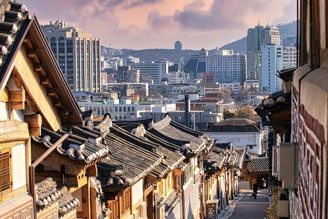 2 hr / Seoul Private Pedicab Tour : Bukchon Anguk Hanok Village - A Closer Look at the Itinerary